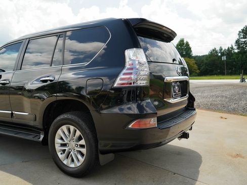 Used 2017 Lexus GX 460 Premium AWD/4WD image 21