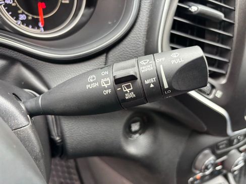 Used 2020 Jeep Cherokee Trailhawk w/ Cold Weather Group image 20