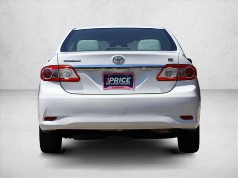 Used 2012 Toyota Corolla LE FWD image 6