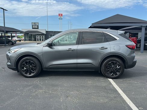 Used 2024 Ford Escape Active image 5