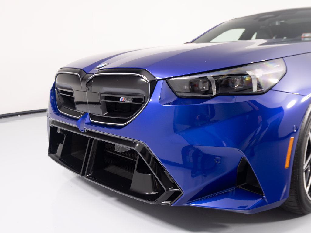Used 2025 BMW M5 Touring AWD/4WD image 36