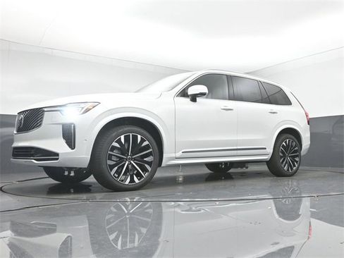 New 2026 Volvo XC90 B6 Ultra image 41