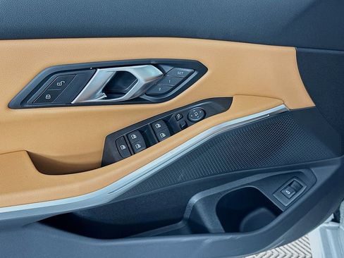 Used 2026 BMW 330i Sedan w/ Convenience Package image 20