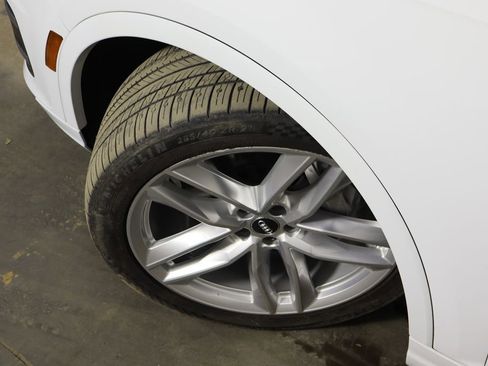 Used 2018 Audi Q7 3.0T Prestige image 44