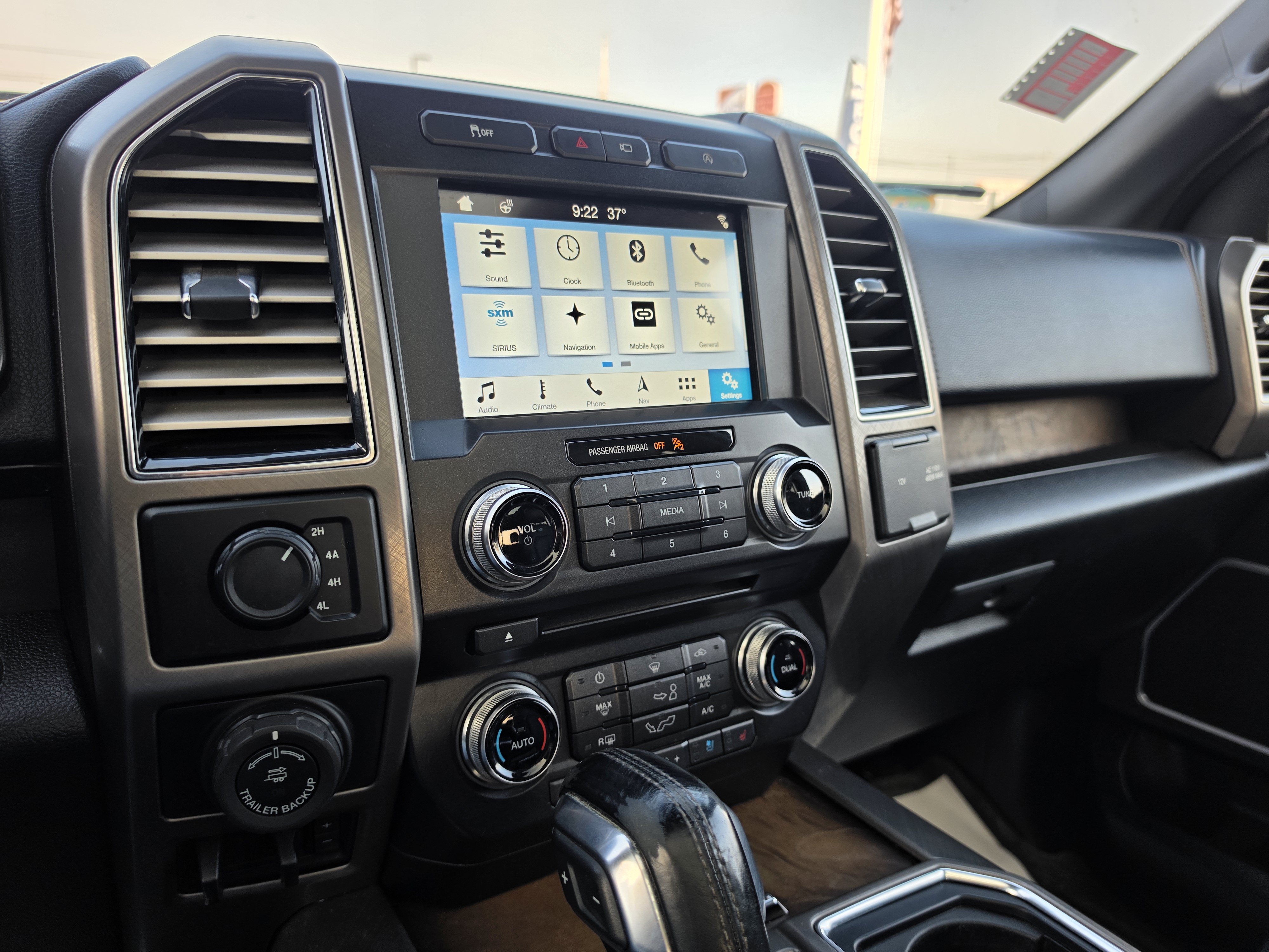 Used 2018 Ford F150 Limited w/ Trailer Tow Package AWD/4WD image 26