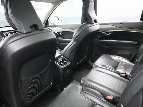 Used 2022 Volvo XC90 T8 Inscription image 30