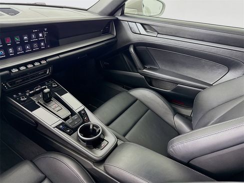 Used 2024 Porsche 911 Carrera S image 25