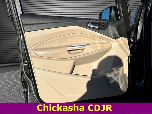 Used 2014 Ford Escape SE image 19