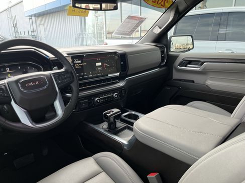 Used 2024 GMC Sierra 1500 SLT w/ SLT Premium Plus Package image 3