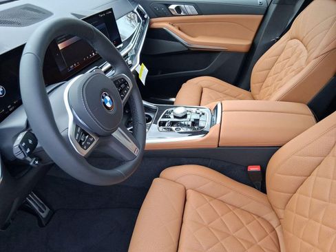 Used 2026 BMW X7 xDrive40i w/ Executive Package AWD/4WD image 22