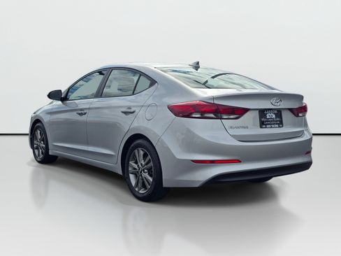 Used 2018 Hyundai Elantra Value Edition FWD image 3
