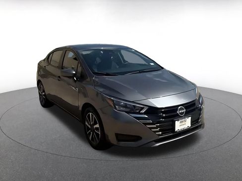 Used 2025 Nissan Versa SV FWD image 3
