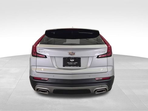 Used 2021 Cadillac XT4 Premium Luxury w/ Cold Weather Package image 7