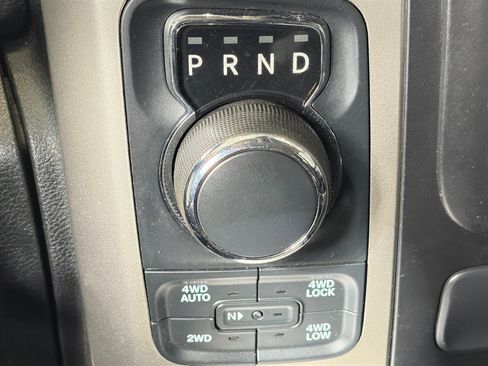 Used 2015 RAM 1500 Big Horn AWD/4WD image 23