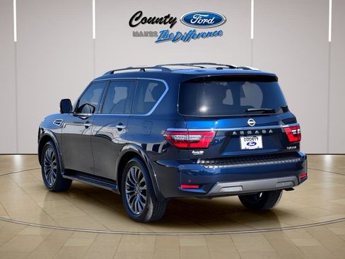 Used 2024 Nissan Armada Platinum w/ Captain's Chairs Package RWD image 8