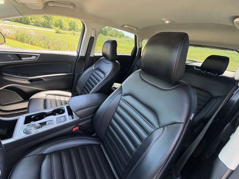 Used 2023 Ford Edge SEL AWD/4WD image 31