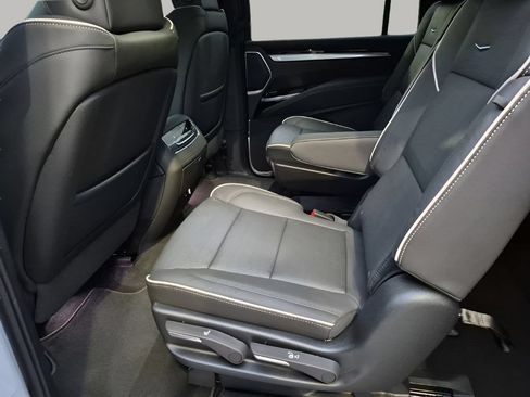 New 2026 Cadillac Escalade ESV Sport AWD/4WD image 21