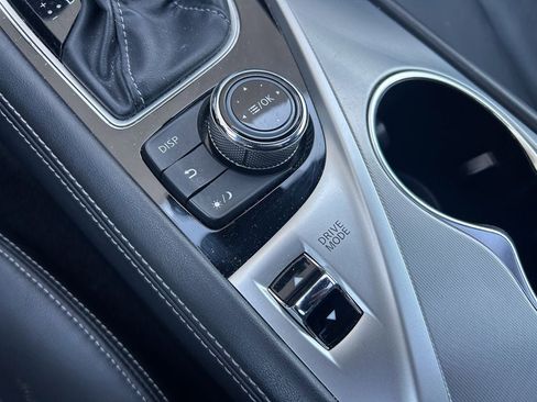 Used 2017 INFINITI Q60 3.0t w/ Cargo Package AWD/4WD image 32