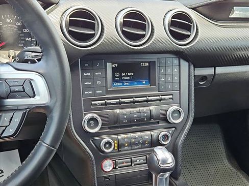 Used 2018 Ford Mustang Coupe RWD image 14