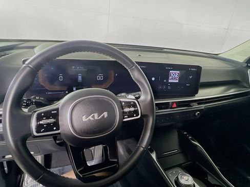 Used 2025 Kia Sorento EX AWD/4WD image 11