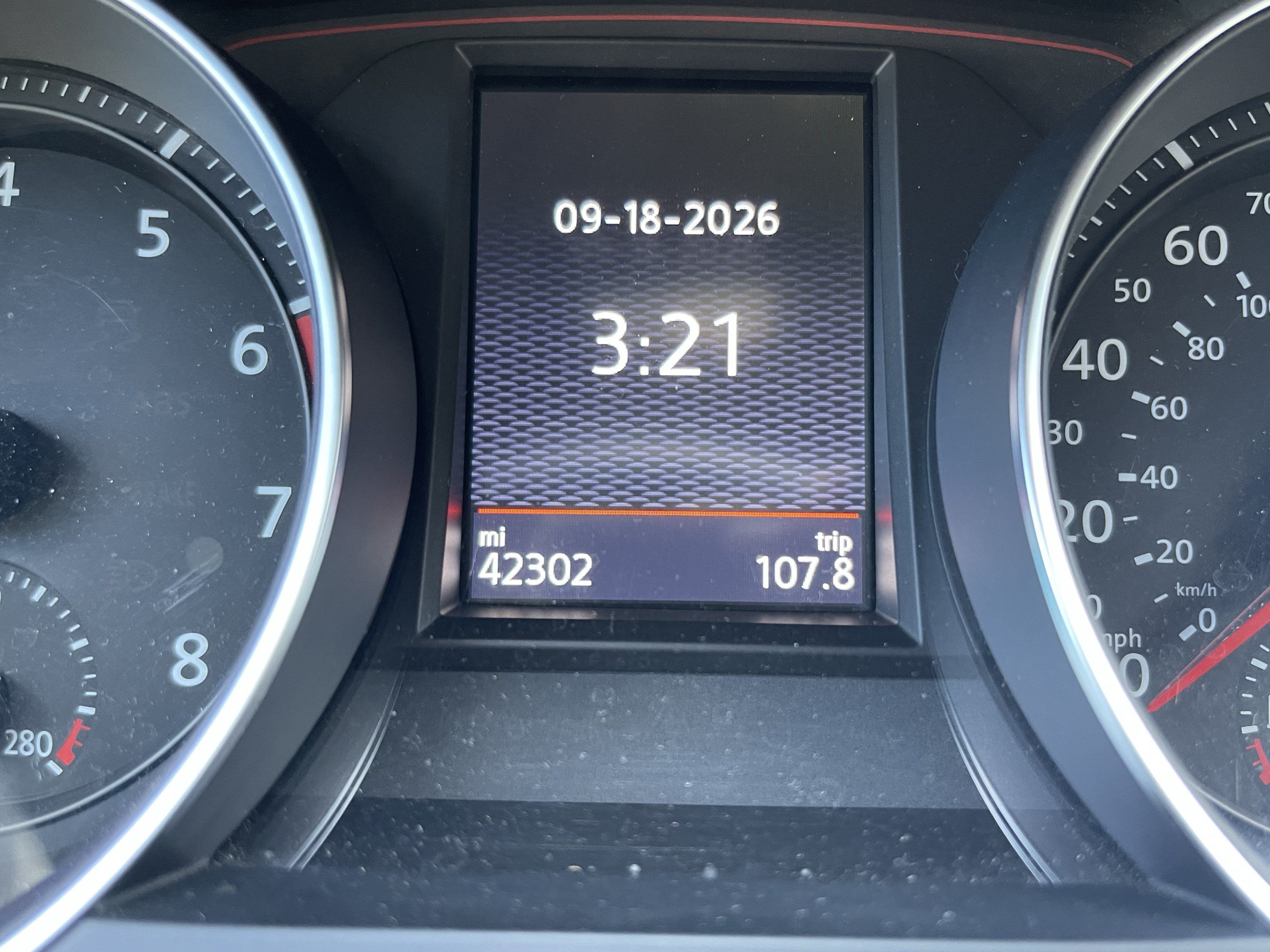 Used 2017 Volkswagen GTI Sport FWD image 10