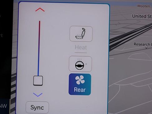 New 2026 Jeep Grand Cherokee L Limited w/ Limited Altitude Package AWD/4WD image 25