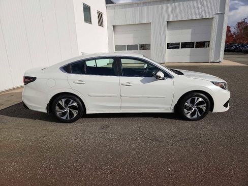 Used 2022 Subaru Legacy Premium image 7