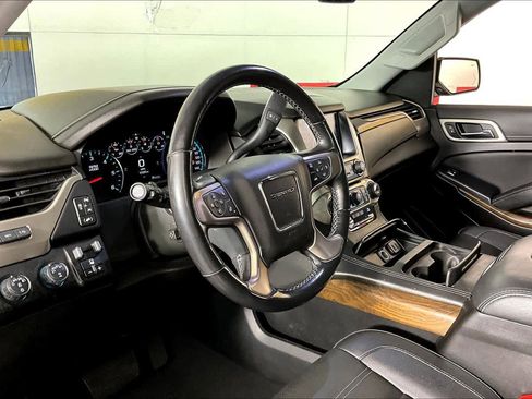 Used 2019 GMC Yukon Denali image 15