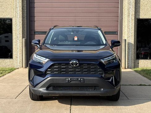 Used 2023 Toyota RAV4 XLE AWD/4WD image 2