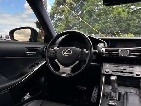 Used 2016 Lexus IS 200t w/ F Sport Package RWD image 12