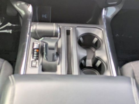 Used 2021 Ford F150 XLT w/ Equipment Group 302A High image 17