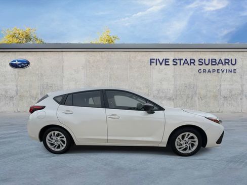 Certified 2025 Subaru Impreza 2.0i image 9