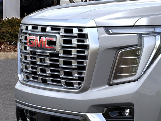 New 2026 GMC Yukon Denali w/ Sun & Power Step Package AWD/4WD image 13