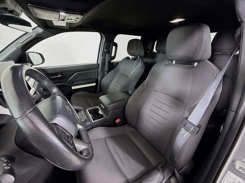 Used 2024 Toyota Tacoma TRD Off-Road image 11