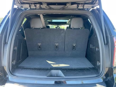 Used 2021 Chevrolet Tahoe LT w/ LT Signature Package AWD/4WD image 37