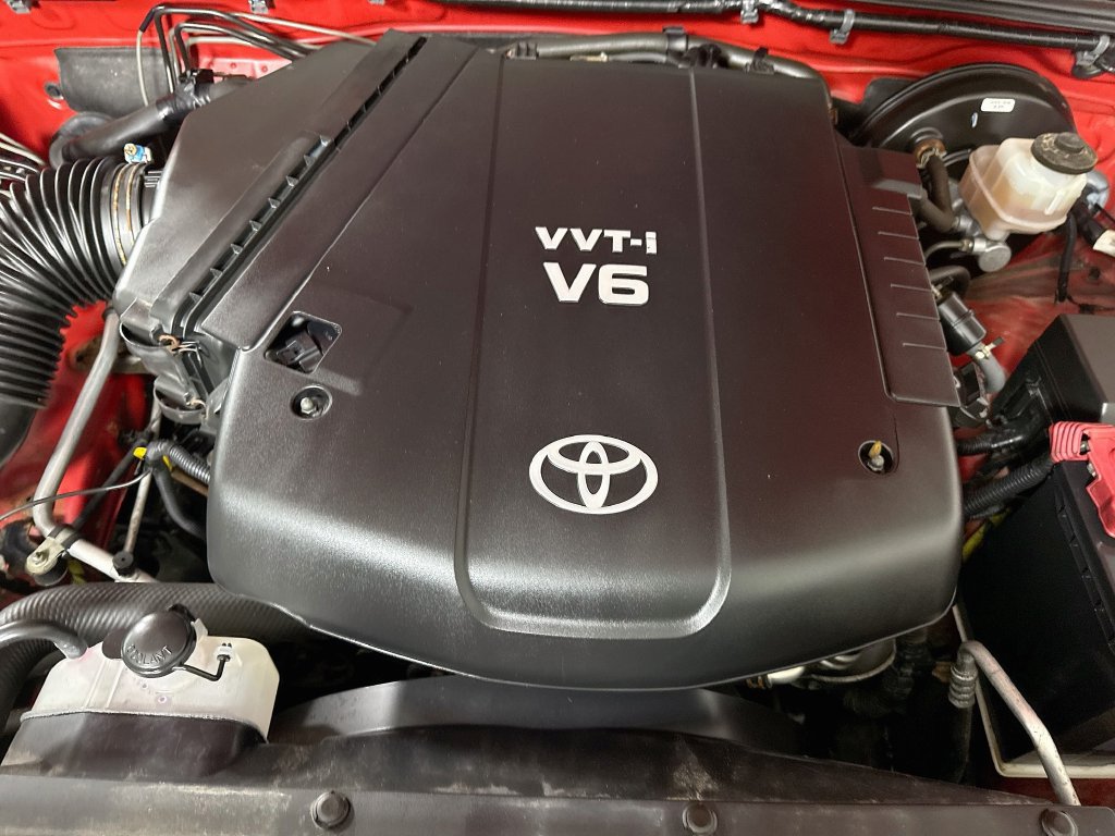 Used 2010 Toyota Tacoma 4x4 Access Cab V6 image 33