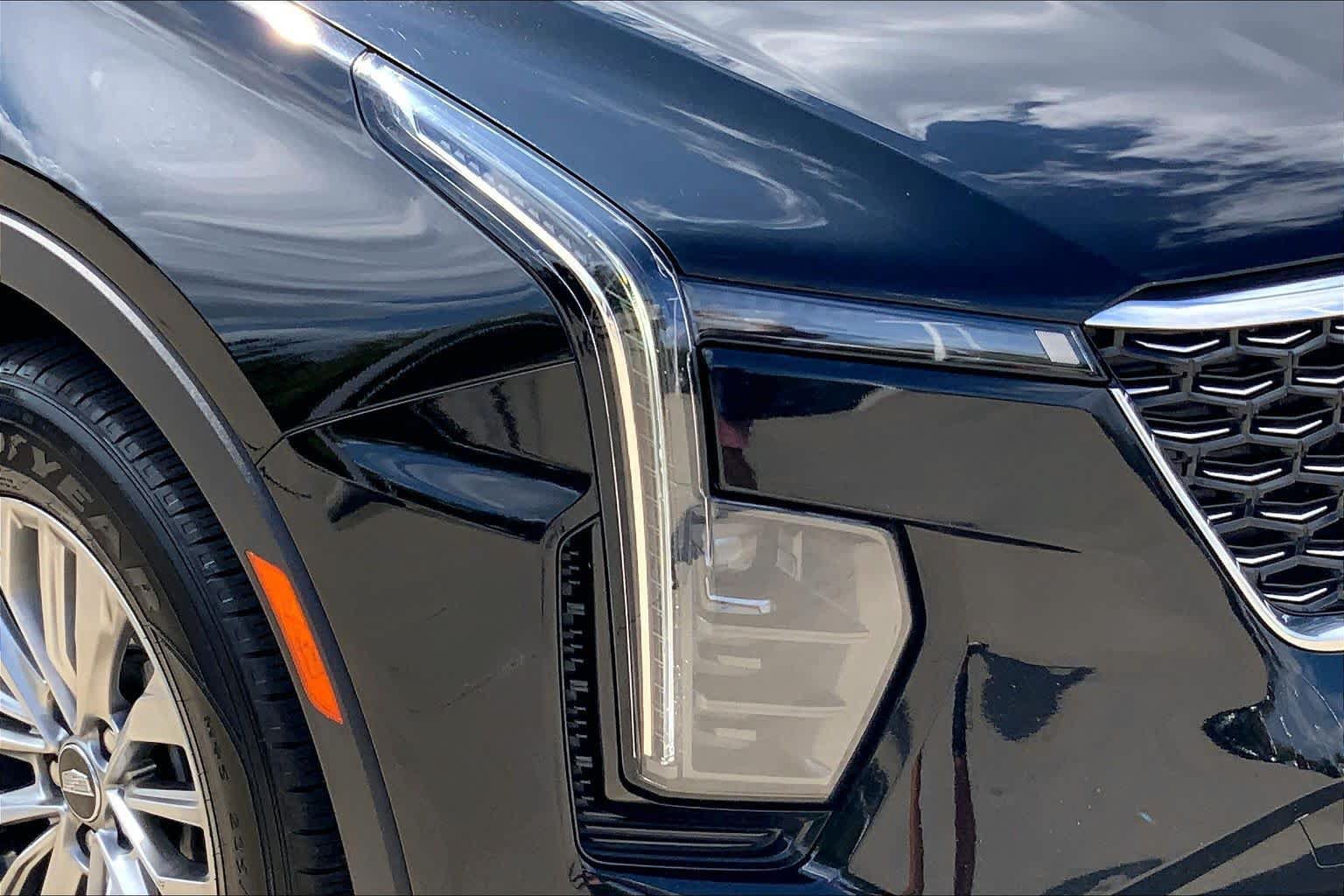 Used 2025 Cadillac XT4 Premium Luxury AWD/4WD image 27