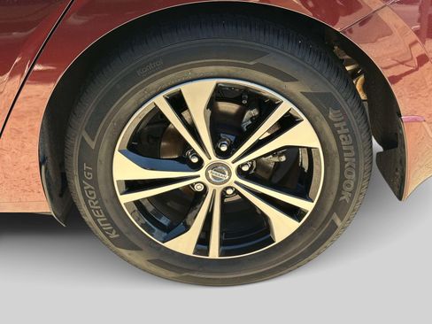 Used 2023 Nissan Sentra SV w/ All-Weather Package FWD image 6