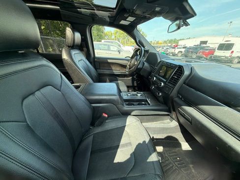 Used 2020 Ford Expedition Max Limited w/ Equipment Group 302A AWD/4WD image 5