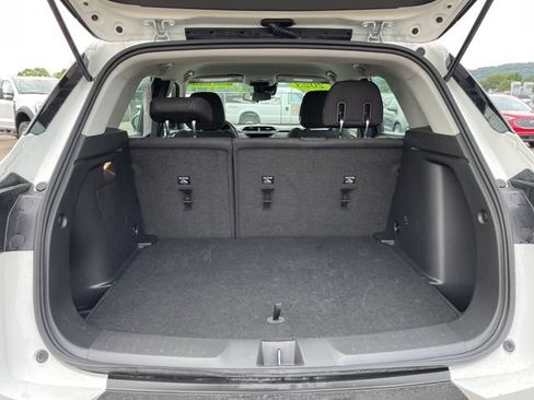 Used 2023 Chevrolet TrailBlazer LS FWD image 24
