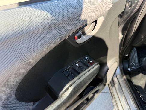 Used 2013 Honda Fit image 28