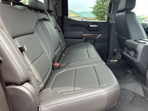 Used 2020 Chevrolet Silverado 1500 LT Trail Boss AWD/4WD image 16