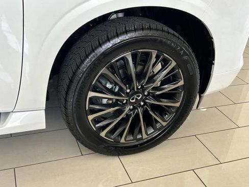 New 2026 INFINITI QX80 Autograph AWD/4WD image 9