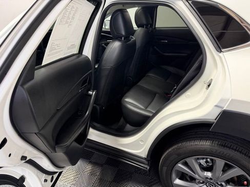 Certified 2024 MAZDA CX-30 AWD 2.5 S w/ Preferred Package image 18