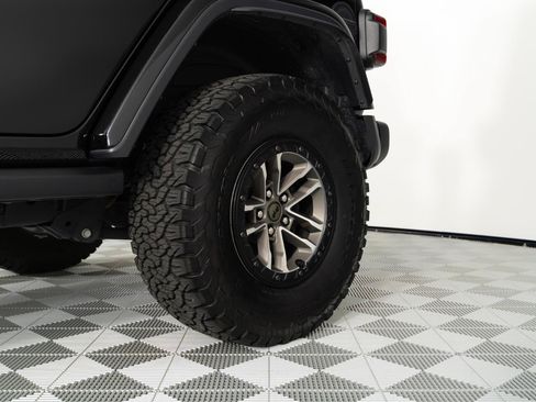 Used 2024 Jeep Wrangler Unlimited Rubicon 392 AWD/4WD image 23