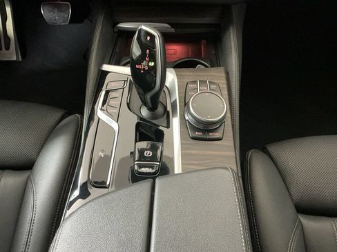 Certified 2022 BMW 530i w/ M Sport Package RWD image 13