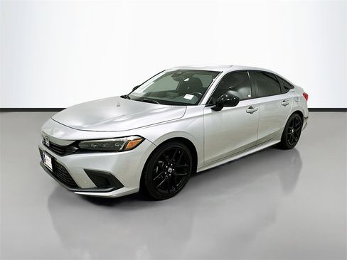 Used 2022 Honda Civic Sport image 3