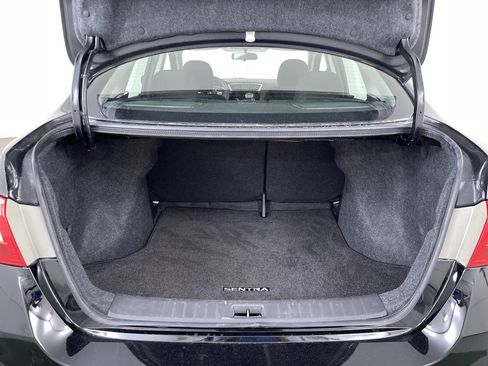 Used 2017 Nissan Sentra SR FWD image 21