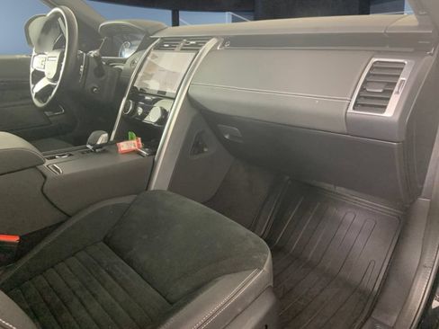 Used 2023 Land Rover Discovery S R-Dynamic AWD/4WD image 18
