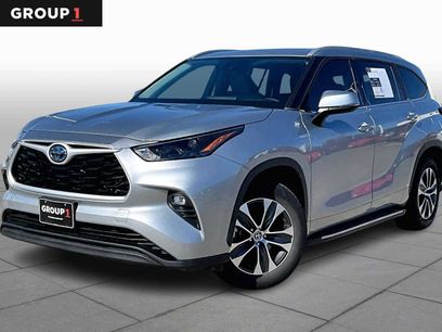 Used 2022 Toyota Highlander XLE